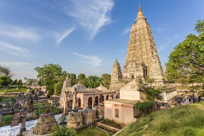 Varanasi,Gaya, Ayodhya & Prayagraj Tour
